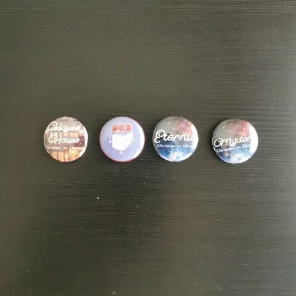 4 Cute Small Pins